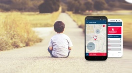 Czy telefon komórkowy naprawdę zapewnia dziecku bezpieczeństwo? - Aż 83%* polskich 10-latków posiada telefon komórkowy. Wysuwa to nasz kraj na prowadzenie pod kątem liczby dzieci korzystających z telefonów komórkowych na co dzień. Powodem takiego stanu rzeczy jest troska rodziców o swoje dzieci. Czy to jednak wystarcza?