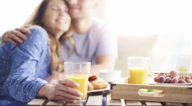 Bądź świadomą mamą! Jedząc zdrowo dbasz o zdrowie swoje i swojego dziecka - Właściwe żywienie w ciąży ma zbawienny wpływ na zdrowie matki i rozwijającego się w jej łonie maluszka.