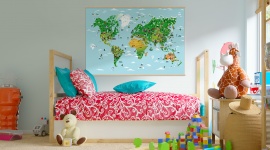 Mappka - pierwsza mapa dla dzieci z interaktywną appką - Dobra wiadomość dla małych podróżników – na rynku pojawiła się Mappka, dzięki której można odkrywać świat z wykorzystaniem nowych technologii. Mappka to niespotykana dotąd kombinacja mapy na ścianę i specjalnej aplikacji rozszerzonej rzeczywistości na tablety oraz smartfony.