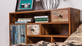 Pokój ucznia. Ostatni dzwonek na jego aranżację - Nieubłaganie zbliża się koniec lata, a wraz z nim powrót do szkoły. Niebawem na korytarzach rozbrzmi pierwszy dzwonek nawołujący do lekcji. Dla rodziców jest to ostatni moment, aby odpowiednio zaaranżować pokój swoich pociech. Jak stworzyć najlepsze warunki do nauki dla uczniów?