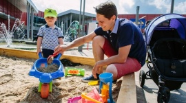 Dzieje się w Porcie Łódź! - Najbliższe dni (17 – 20 sierpnia) w Porcie Łódź to atrakcje przygotowane z myślą o dzieciach i dorosłych. Będzie mega malowanie, jarmark regionalny, a na Patio pojawi się wyjątkowa fotobudka.