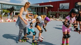 Cyrkowe zabawy w Porcie Łódź - Mini szczudła, żonglowanie i inne cyrkowe konkurencje – takie atrakcje zaplanowali na najbliższy weekend (26 – 27 sierpnia) animatorzy w Porcie Łódź Junior. Dodatkowo na Patio Centrum wszyscy chętni będą mogli zrobić sobie wakacyjny tatuaż.