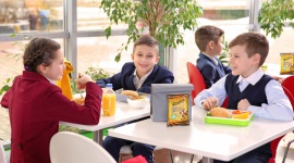 Najlepsze przekąski dla Twojego dziecka - Zadbaj o nawyki żywieniowe swojego dziecka i pakuj mu do plecaka tylko dobre przekąski.