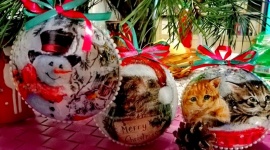 WARSZTATY KREATYWNE - ŚWIĄTECZNE INSPIRACJE DECOUPAGE - ŚWIĄTECZNE INSPIRACJE DECOUPAGE - WARSZTATY KREATYWNE 25 listopada, godz. 13:00 – 15:00 empik Manufaktura, Łódź, ul. Karskiego 5