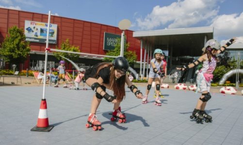 Relaks, wrotki i zabawy dla dzieci – Port Łódź zaprasza na Patio