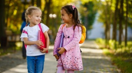 Co kupisz za wyprawkę 300PLUS ? - Ołówki, długopisy, kredki, zeszyty... Co kupisz za wyprawkę 300PLUS dla Twojego dziecka? Podpowiadamy: postaw na zakupy w internecie od polskich producentów