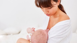 5 faktów o kobiecym pokarmie, które warto znać! - Czy wiesz, co jeszcze sprawia, że matczyne mleko po dziś dzień stanowi niedościgniony wzór żywienia?