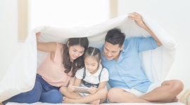 Raport LEGO Play Well - Rodziny, które bawią się więcej, są szczęśliwsze, ale nawet dzieci mówią, że są zbyt zajęte, by mieć czas na zabawę