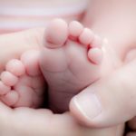 Eksperci alarmują, że nadal ponad połowa matek nie karmi piersią