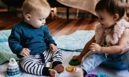 Pomóc przy ząbkowaniu i okiełznać przytłaczający świat, czyli o ważnej roli gryz